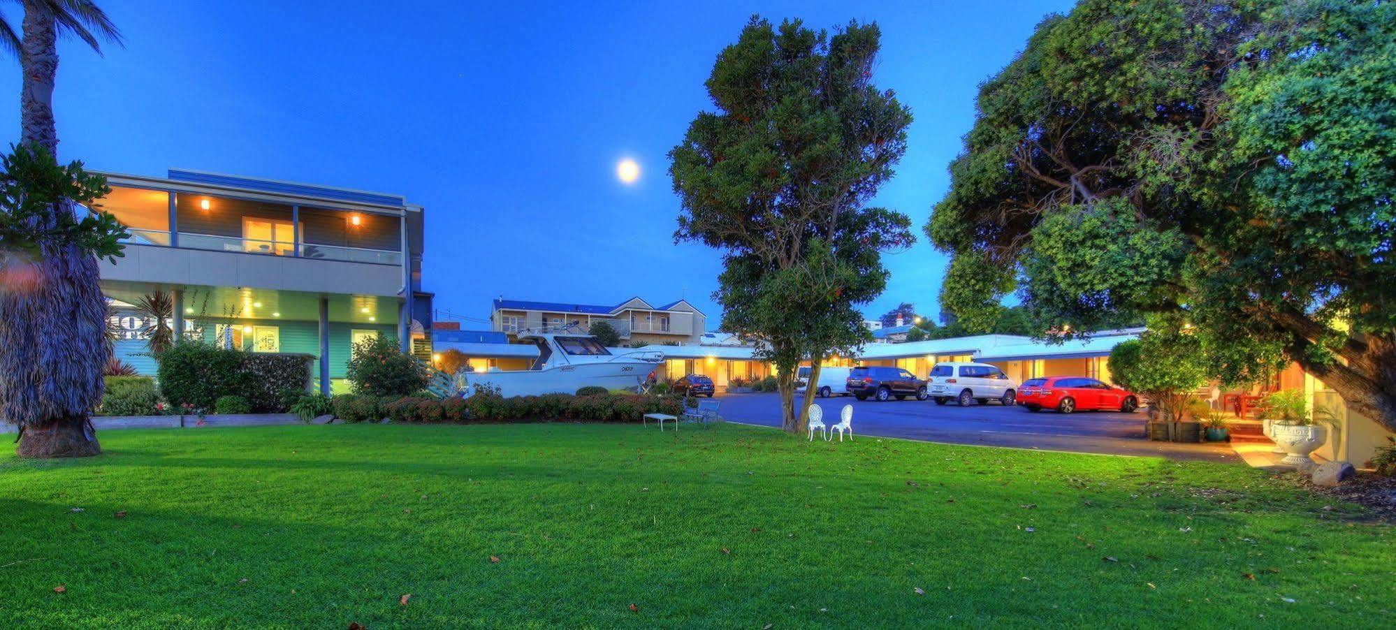 Bermagui Motor Inn Extérieur photo